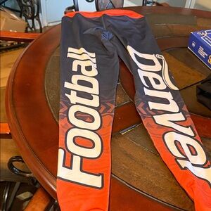 Women’s   Denver Bronco Leggings small NWOT